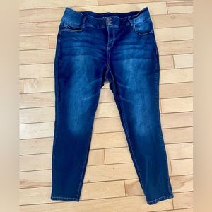 Size 20 Royalty Slim Stretch Skinny Jegging